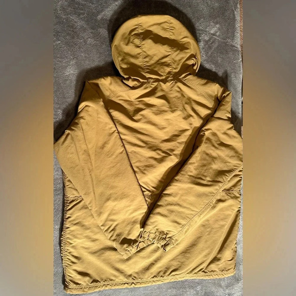 L.L. Bean Mountain Classic Anorak 1/2
Zip Pullover tan Men's Size XXL - Picture 6 of 6